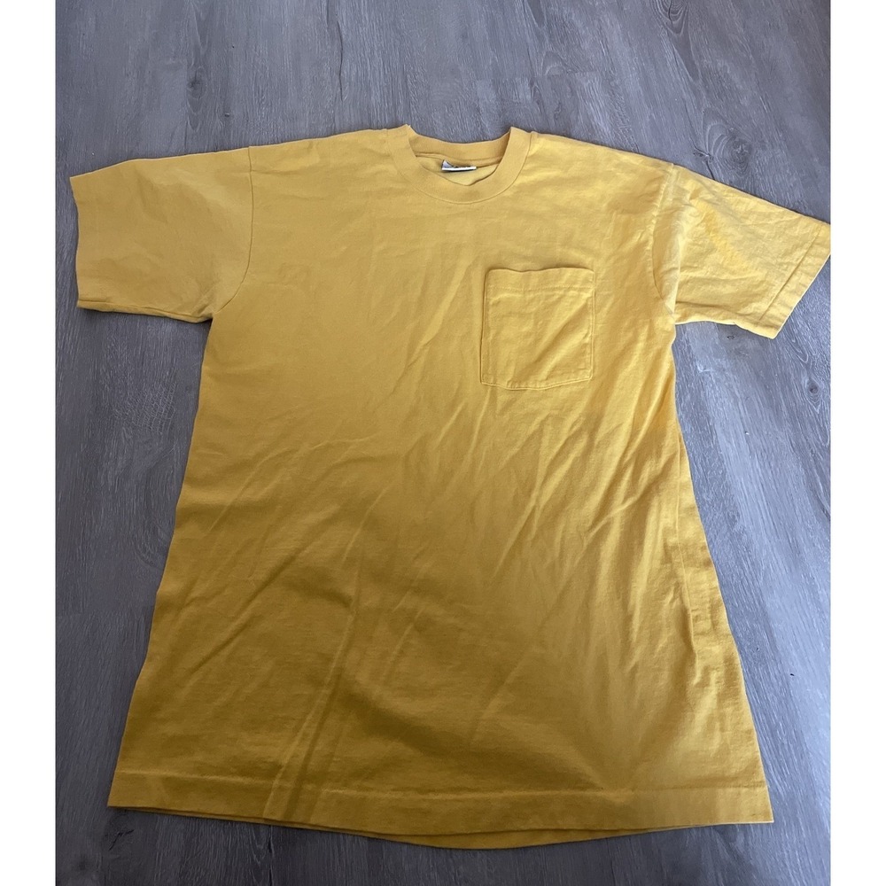 TREND BASICS - Vtg 90s Yellow Single Stitch Pocket T-Shirt, Mens Large